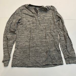 Cat and Jack Henley white and gray speckled T-shirt design size 18 kids XXL